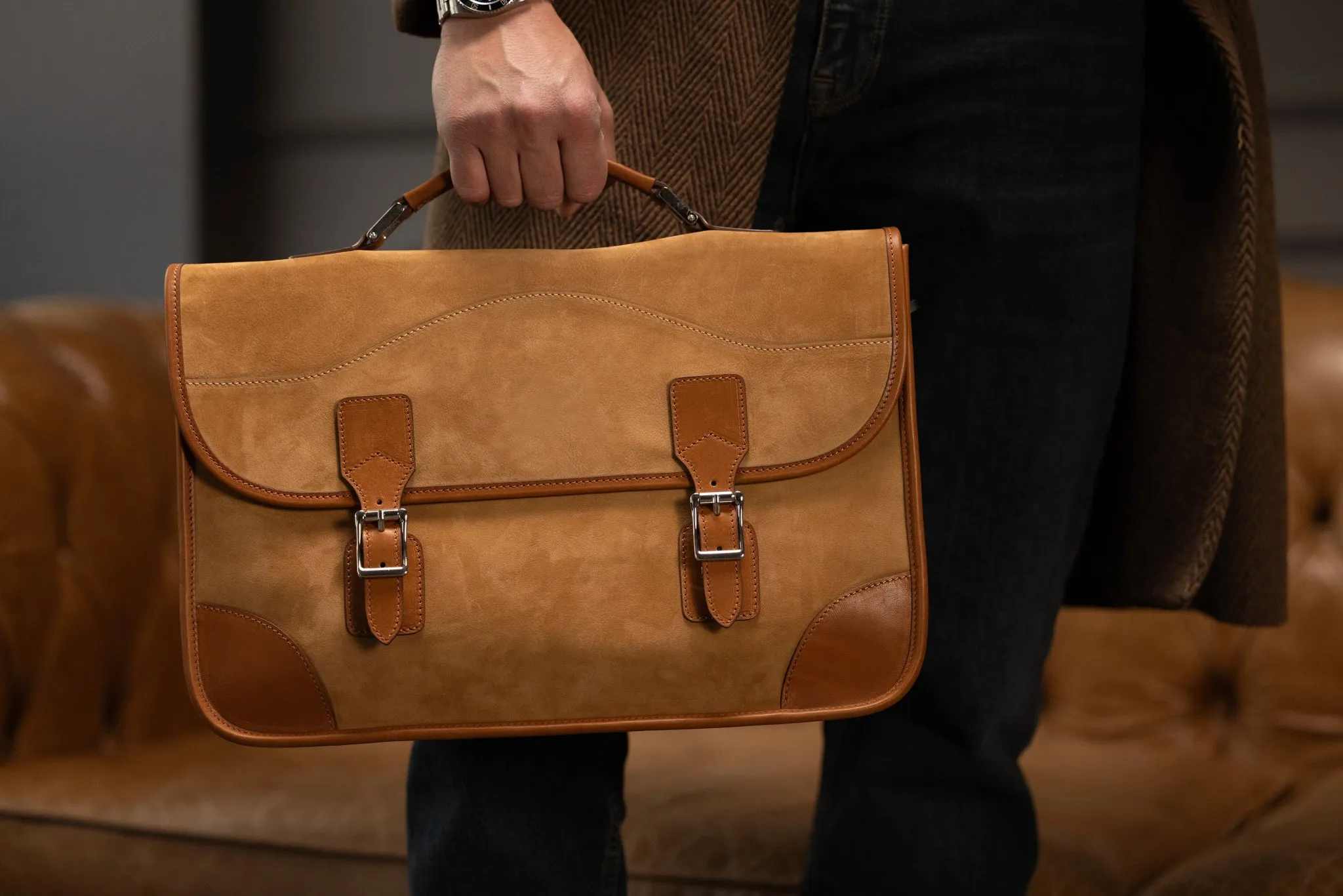 Messenger Bag - Nubuck Camel